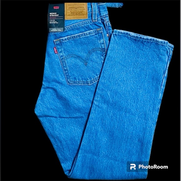Levi’s premium wedgie straight size 24 x 26 - Picture 2 of 7